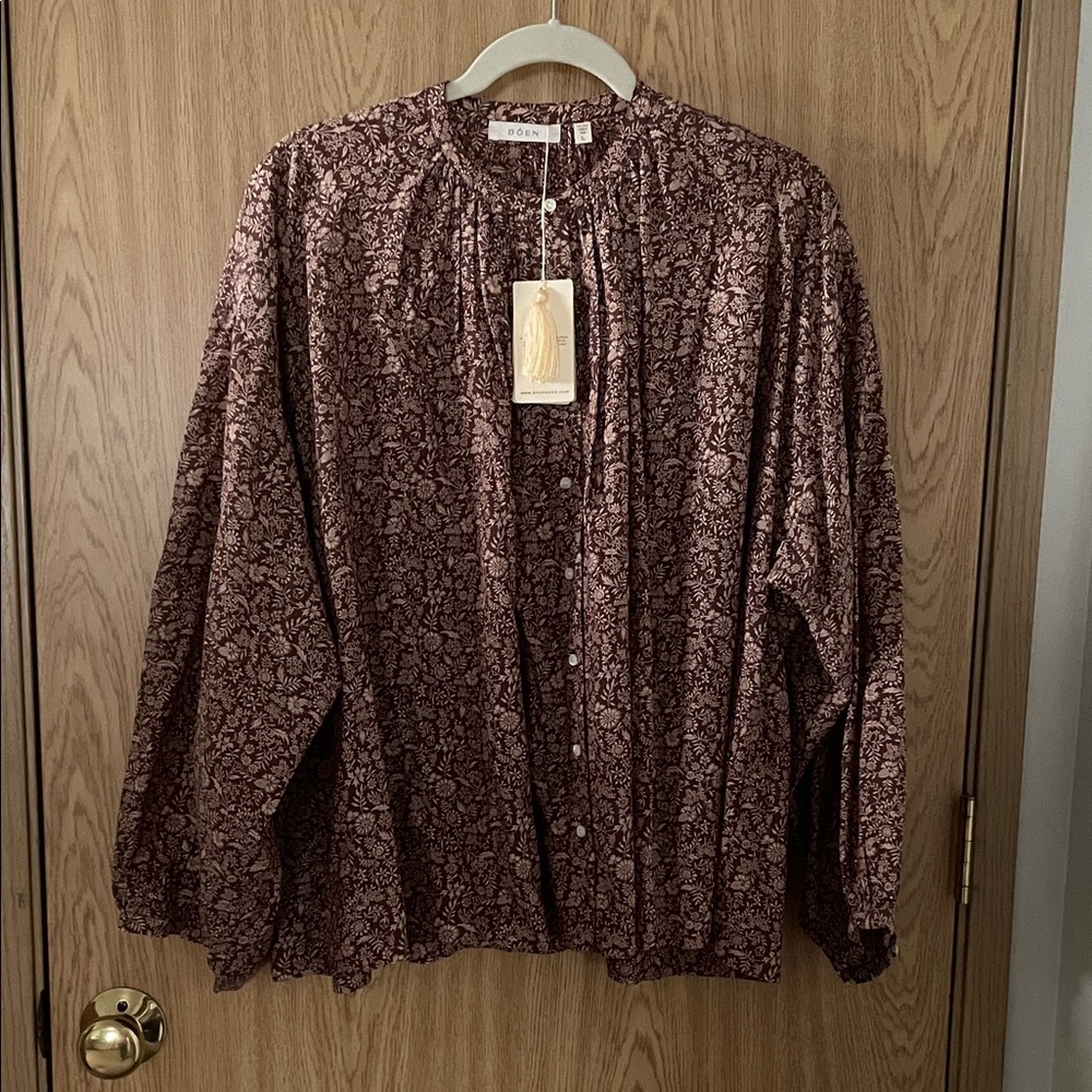 Doen Burgundy Floral Button-Up Blouse Sz L